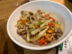 酸辣肠-费大厨辣椒炒肉(万家丽一店)