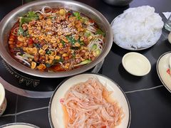 -周良天山牛杂城(天山路总店)