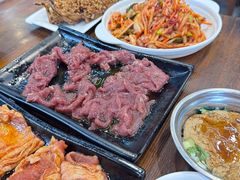 -韩风烤牛肉冷面店
