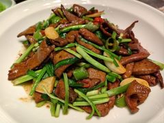 -闫府私房菜·老字号(恒隆店)