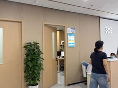 -上海大学附属上海和平眼科医院