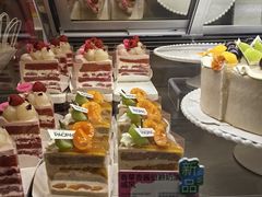 香草杏酱伯爵奶油戚风-PAOPAO Bakery&Café(港汇店)