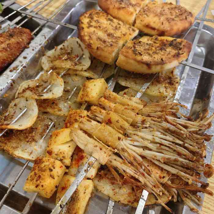 老万烧烤-"[薄荷]环境:烧烤的环境不要指望太好,."-大众点评移动版