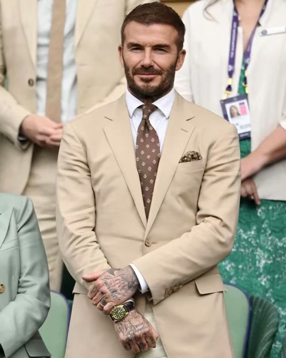 贝克汉姆西装穿搭秘笈,型男绅士范儿轻松g