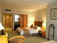 -成都绿洲大酒店(春熙路太古里店)