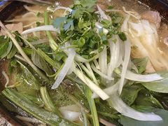 -Hoang Yen Vietnamese Cuisine