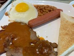 -香港新发烧腊茶餐厅(万象店)