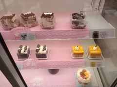 -好利来(彩香店)