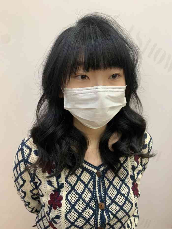 爱秀造型(陆家嘴店)-"一开门我就去了,因为有2-3天没洗头发 .