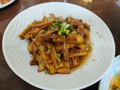 -李东农庄(中南百草园地标店)