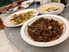 -侬佳蒸菜馆(听潮店)