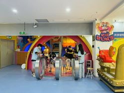 -太空学院儿童娱教乐园(中华广场店)