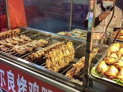 -正宁路小吃夜市