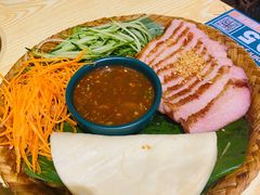 炭烧猪颈肉卷卷拼盘-迷你椰·泰式大排档(虹口店)