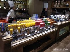 -雍和会海鲜姿造自助(湖东路店)