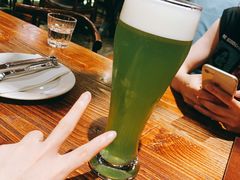 蓝橙果啤-1886德国汽车餐厅(外滩十六铺码头店)