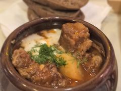 罐焖牛肉-老井俄式餐厅