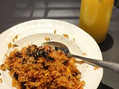 -英雄广场
