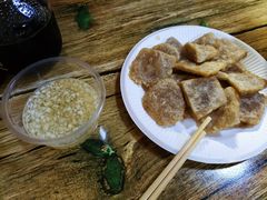 灌肠儿-老红桥炸灌肠牛肚锅烧烤(定福庄店)