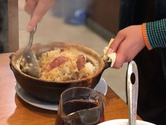 腊肉煲仔饭-周锦记广式餐厅