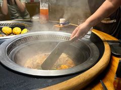 -锅老头海鲜铁锅炖