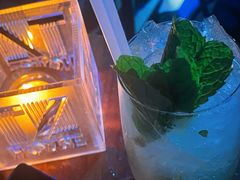 -TZ House音乐现场(来福士中心店)