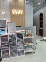 -进巍美甲美睫店