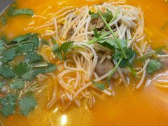 -哇蛙牛功夫面渝都料理(龙阳广场店)