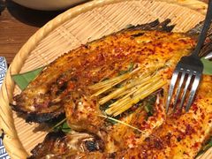 香茅草烤罗非鱼-云海肴·汽锅鸡·云南菜(美罗城店)