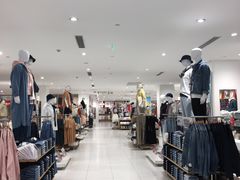 -优衣库(南京建邺万达广场店)