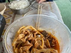 -满格嗦新疆椒麻鸡火锅.炒米粉(川大江安校区店)