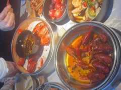-巴厘龙虾·榜首油焖大虾(音乐学院·沿江酒馆店)