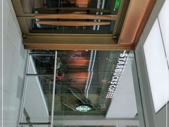 -星巴克臻选(济南恒隆店)