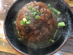 狮子头-八张桌子(老店)