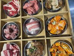-马路牙子烧烤音乐酒馆(望京店)