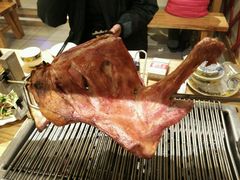 -欢乐牧人蒙古炭烤羊腿(四平路店)