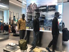 -ARC'TERYX始祖鸟(奕欧莱奥特莱斯店)