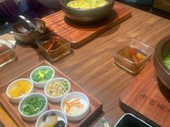 -良米山·云南野生菌过桥米线(上海首店)