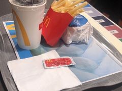 -麦当劳(虹梅路地铁站店)