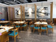 大堂-小牛叔鲜切牛肉·火锅·烤肉自助(公济桥路店)