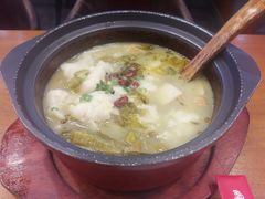 -周鱼小馆石锅酸菜鱼(活力汇店)