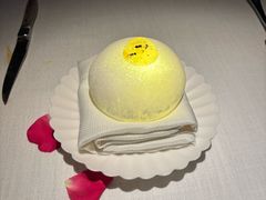 -弦月窗LUNETTE BY AMANDA(复兴路店)