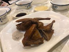 红烧乳鸽-权记避风塘(鸿记店)