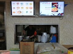 -红鼻子桂林米粉(金唐新光界店)