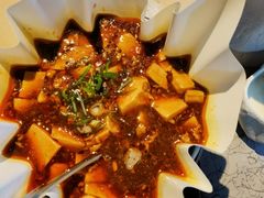 -穹六人间 people 6(岳阳路店)