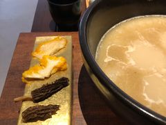 -银米·云南传统过桥米线(双廊黑金冠店)