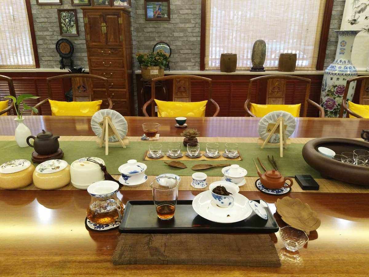 成都品茶海选工作室品味禅茶文化
