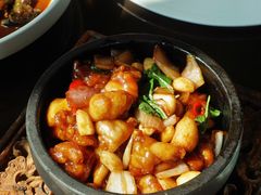 台式石锅三杯鸡-环球港凯悦 · 享悦中餐厅