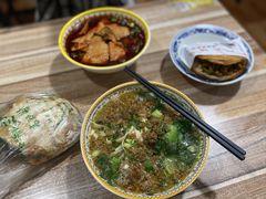 -老字号杨坡红油米线腊汁肉夹馍(东四道巷店)