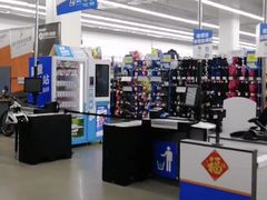 -迪卡侬(金龙湖店)